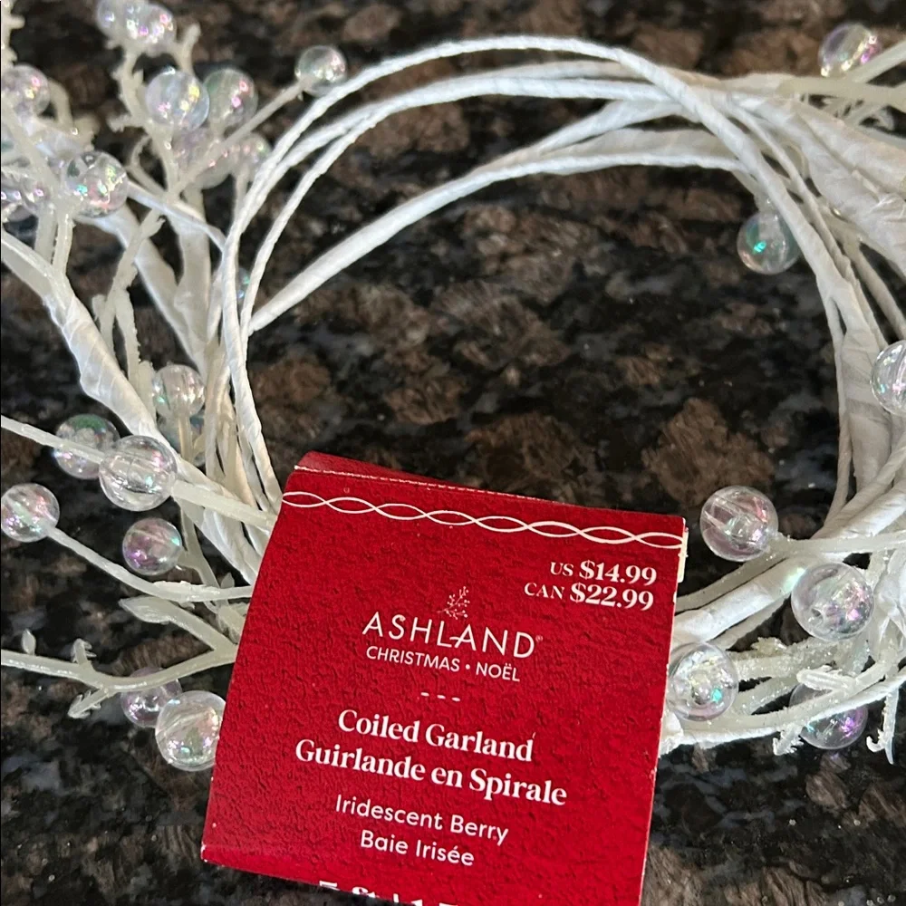 ASHLAND COILED IRIDESCENT BERRY GARLAND 5FT LOT OF 2 (10 FT TOTAL) NWT